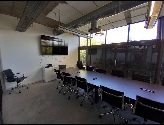 396M² OFFICE TO LET IN BRYANSTON